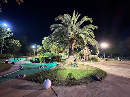 Tropical Golf