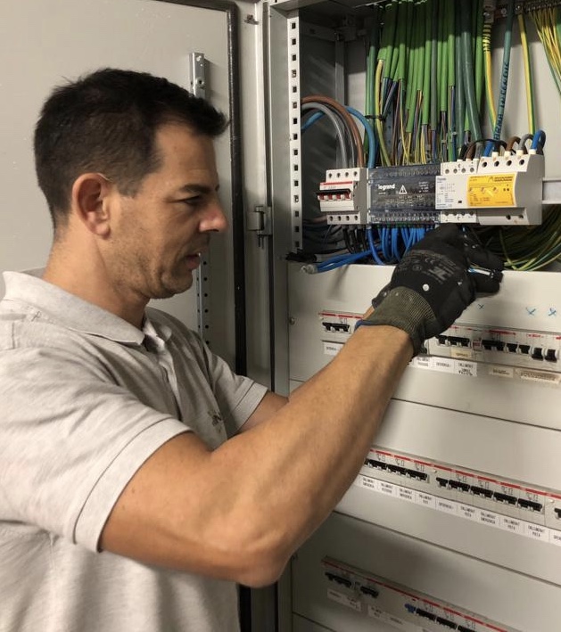 Insop SL | Electricistas autorizados