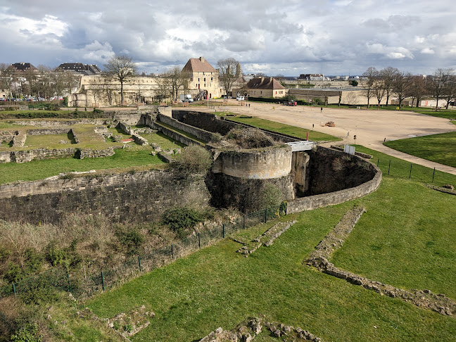 Commentaires et avis sur Château de Caen