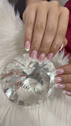 Photo n°2 de Miss Nail à Paris (Salon de manucure)