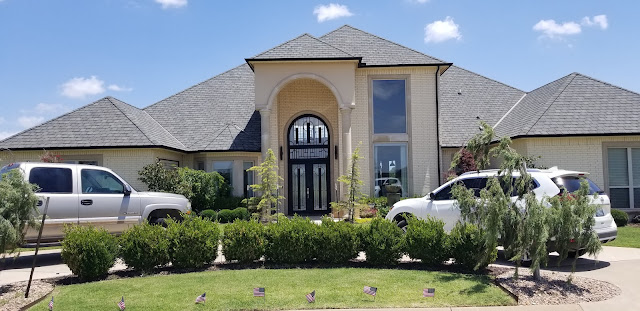 Front view of Shine Bright Window Cleaning in  - Best Pressure Washing Service near me.