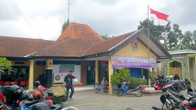 Photos of Office of Population and Civil Registration of Kediri