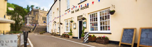 The Oakhouse Hotel & Restaurant