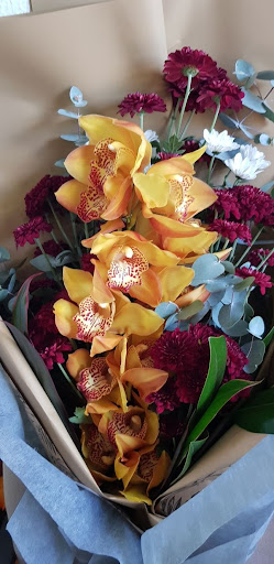 Greenfield Blooms and Gifts - Thumbnail