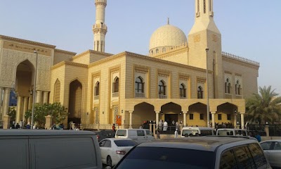 Photos of Satwa Big Mosque