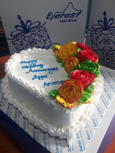 Photos of Everest Cake House