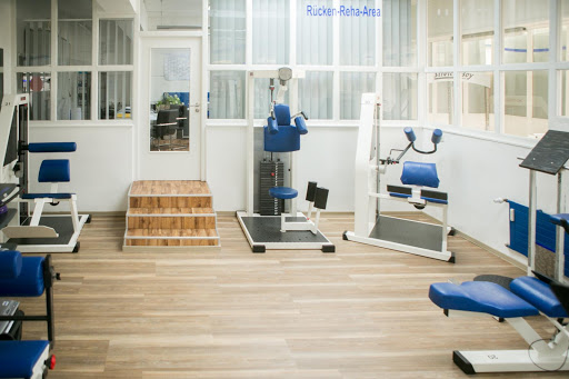 Health Studio PowerPoint - Thumbnail