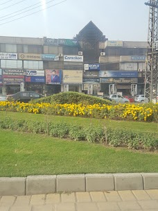 Centre Point Bus Stop lahore