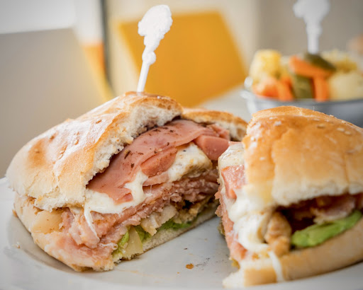 Tortas Locas Hipocampo Cancún