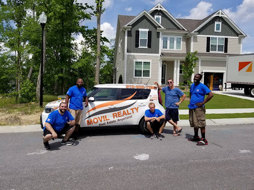 Brazos Raleigh Movers Logo