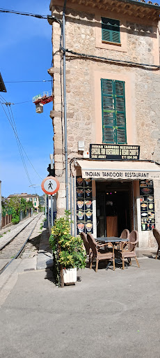 The Red Fort II - indian restaurant Sóller - Thumbnail