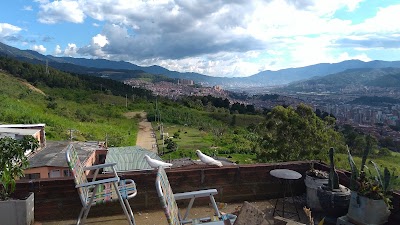 Photos of Lago Los Patos Ecological Park