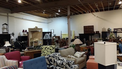 Photos of Hegg's Gallery-Fine Furniture