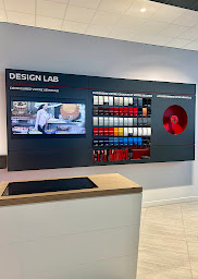 Photo n°7 de Nissan NEUBAUER Saint-Denis à Saint-Denis (Atelier de réparation pour poids lourds)