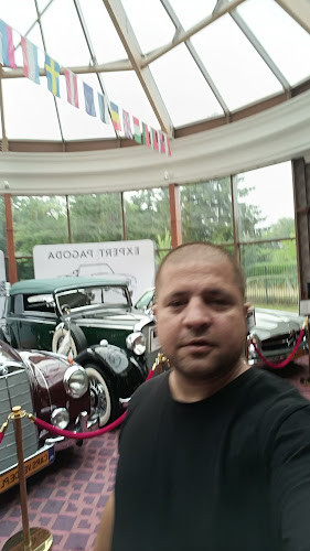 Muzeum Aut Zabytkowych Hotelu Verde