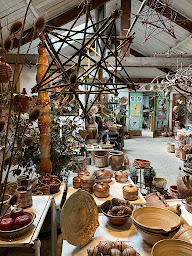 Photo n°21 de Atelier Bottani Dechaud - Poteries -La Borne - Grès usuels à Henrichemont (Fabricant de poteries)