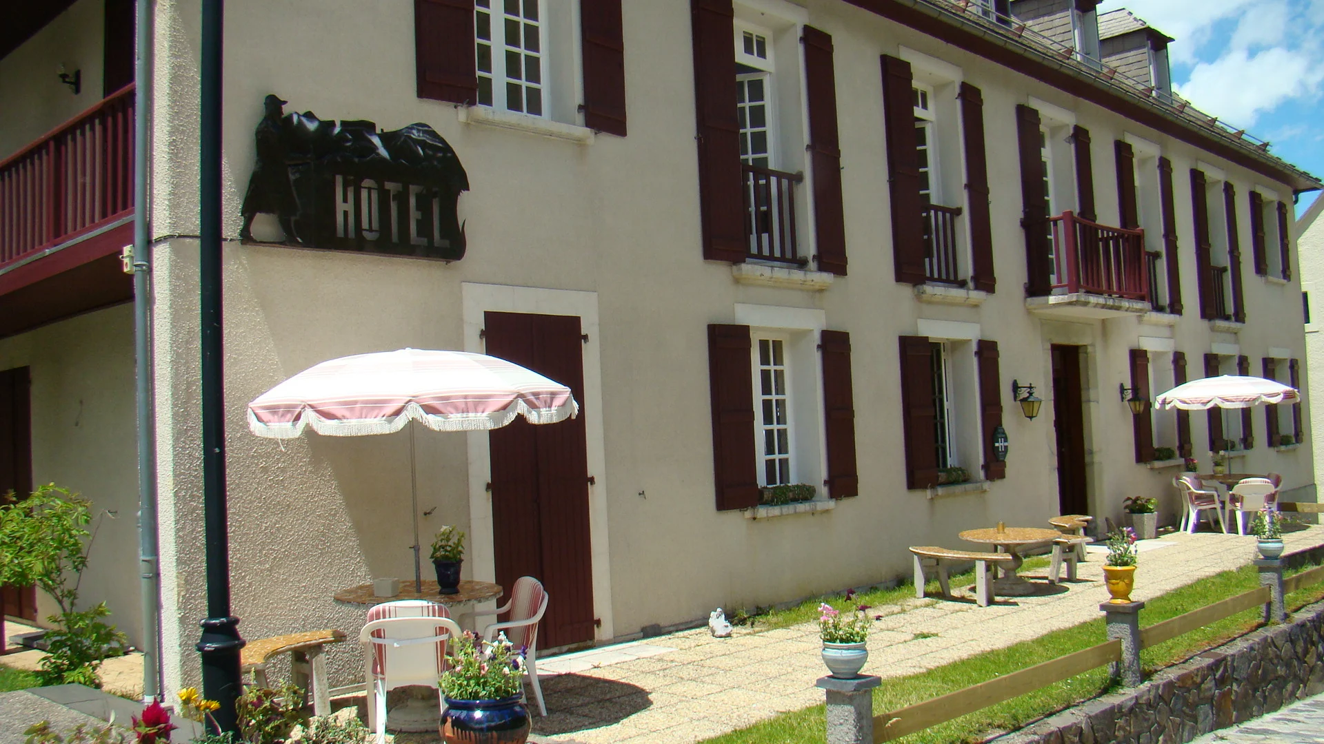 Compostelle Hôtel · Hotel · Luz-Saint-Sauveur, Francia