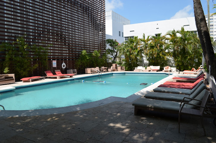 Dorchester Miami Beach Hotel & Suites by null
