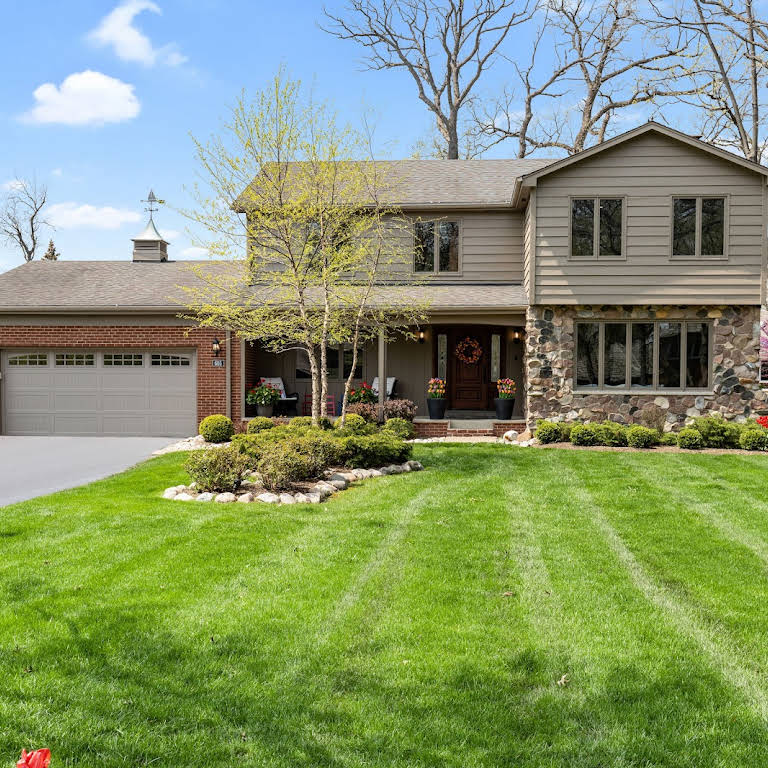 1 Oak Brook Real Estate Broker LINA SHAH Real Estate Agents in Oak