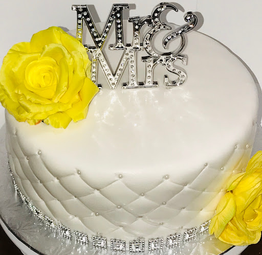 Berries & Kream Sensational Cakes - Thumbnail