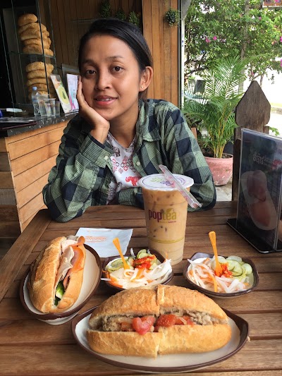 Photos of Nompang (Russian market branch)
