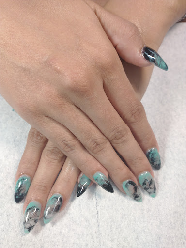 Ha nails - Visual