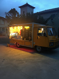 Photo n°11 de BEEF OR FISH food truck à Narbonne (Restaurant)