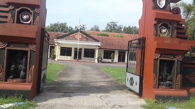Photos of University Merdeka Ponorogo