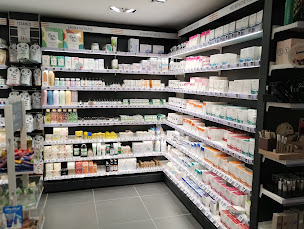 Photo n°2 de Aprium Pharmacie FOLLAIN Terre de Caux à Goderville (Pharmacie vétérinaire)