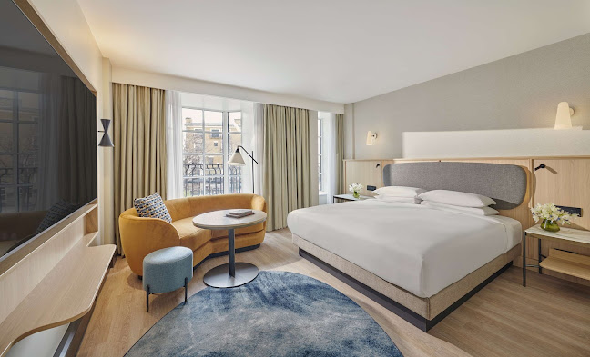 Hyatt Regency London Blackfriars Phone number