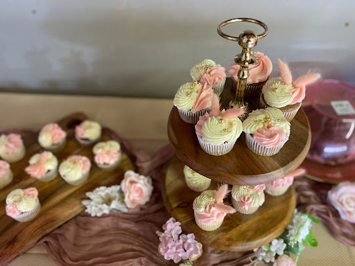 Aundria's Kitchen - Visual