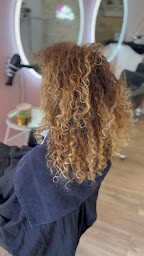 Photo n°51 de Lana hair à Montélimar (Salon de coiffure)