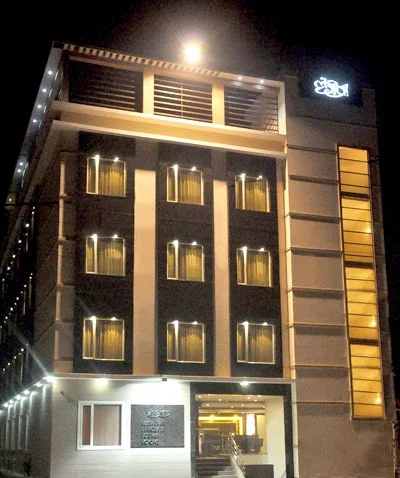 Hotel Lazeez