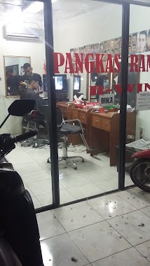 Pangkas Rambut R_win, Author: Parid Ajah