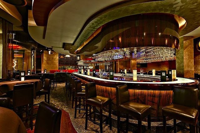 Perry's Steakhouse & Grille