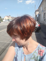 Photo n°15 de Salon Tendance à Saint-Martin-Longueau (Salon de coiffure)