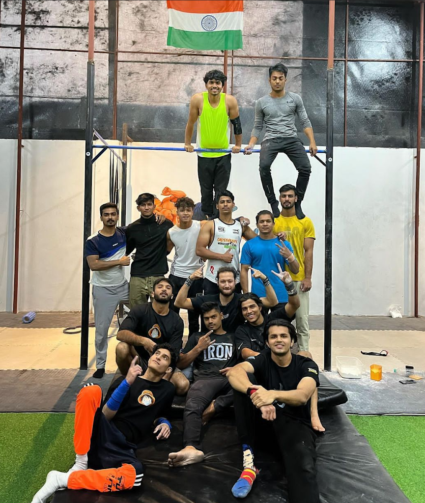 Calisthenics Gym The Alphapack Academy