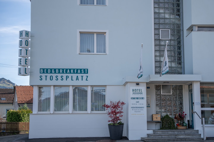 Hotel B&B Stossplatz by null