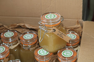 Photo n°17 de Apiculture Pierre TETTAMANTI à Neufchef (Miellerie)