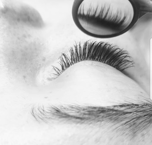 Bloom Lash Lounge - Visual
