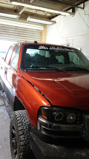 Quinones Auto Detail and Body - Thumbnail