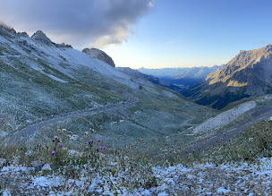 Photo n°48 de Refuge du Galibier à Le Monêtier-les-Bains (Magasin de souvenirs)