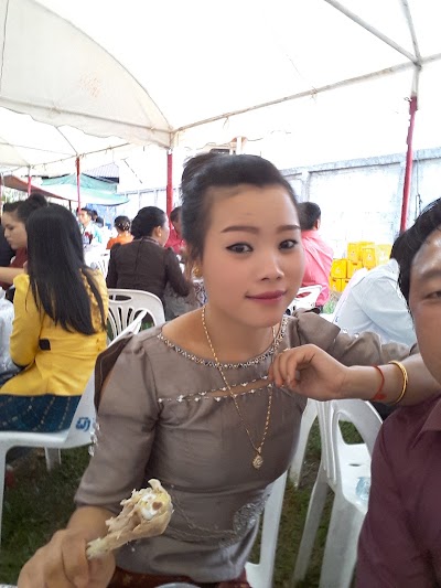 Photos of Dok Mai deng