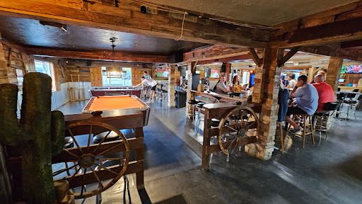 Whiskey & Wine Saloon - Thumbnail