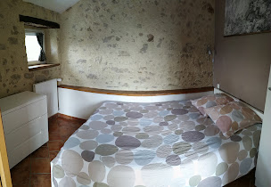 Photo n°2 de Gîte à la ferme du Châtaignier à Les Landes-Genusson (Lodge)