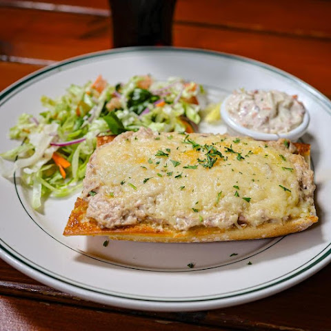 Kelly's Irish Pub by null