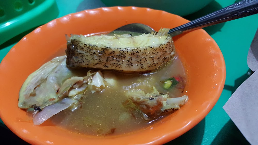 Rumah Makan Kampoeng Empang Kendari / Check spelling or type a new query.