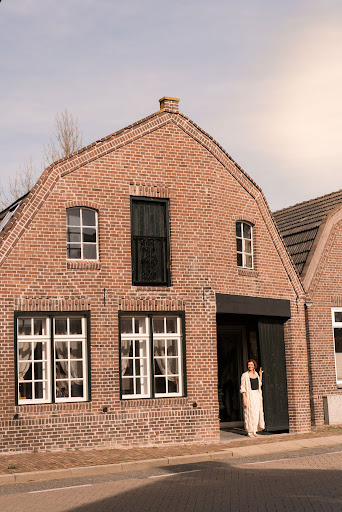 RetreatHouse - Thumbnail