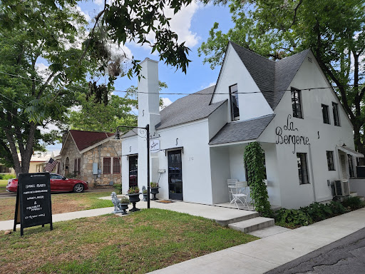 La Bergerie Gallery - United States