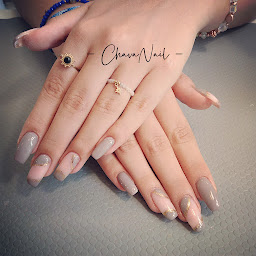 Photo n°15 de CHAVA NAIL à Saint-Étienne (Salon de manucure)